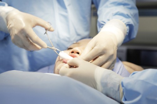 phau-thuat-tham-my-don-cam-han-quoc